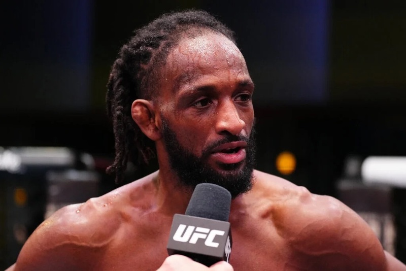 Dự đoán trái chiều về thế trận UFC 330