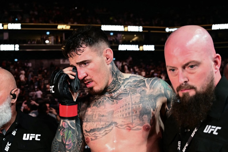 Joe Rogan bức xúc khi Tom Aspinall bị chỉ trích sau trận đấu với Ciryl Gane 1 Joe Rogan was ‘driven crazy’ by criticism of Tom Aspinall after the No Contest against Ciryl Gane